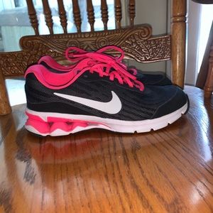 Nike Reax Womens Running Shoes
